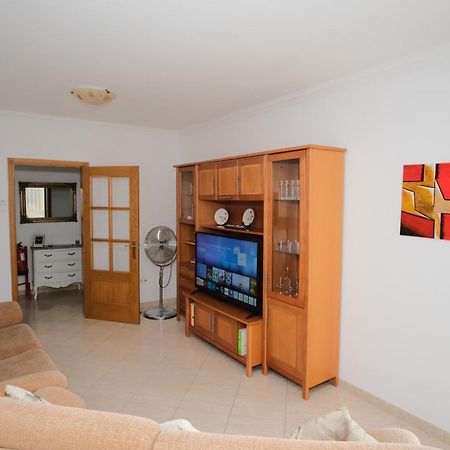 Apartamento T2 Em Condominio Fechado. Αλμπουφέιρα Εξωτερικό φωτογραφία