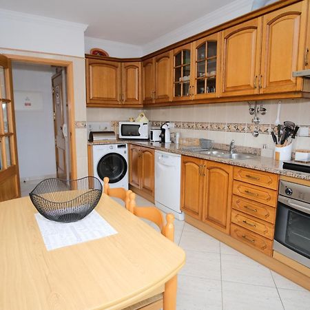 Apartamento T2 Em Condominio Fechado. Αλμπουφέιρα Εξωτερικό φωτογραφία
